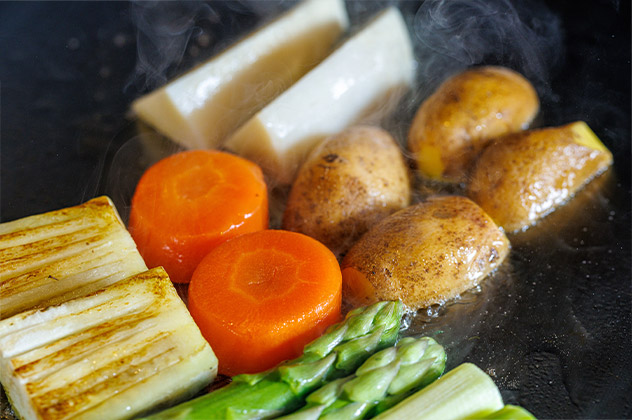 野菜を焼く